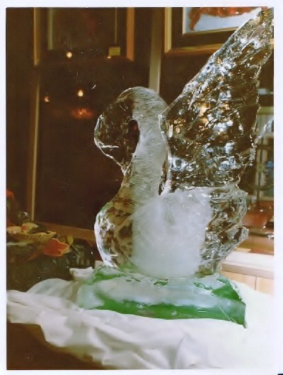 氷の彫刻.jpg